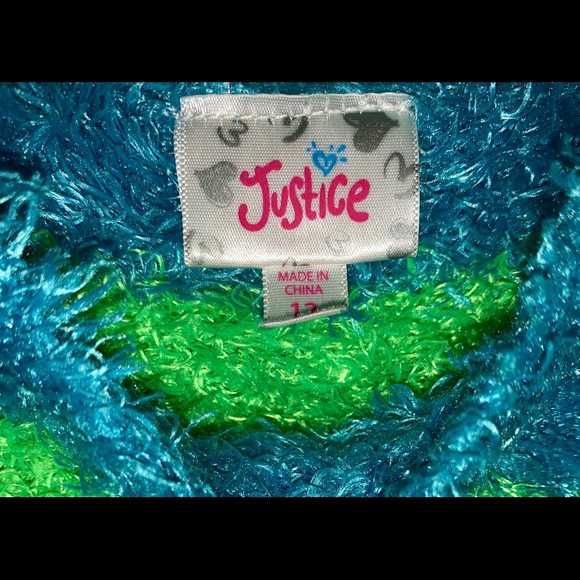 Early 2000s fuzzy cropped top from JUSTICE! - Picture 2 of 2